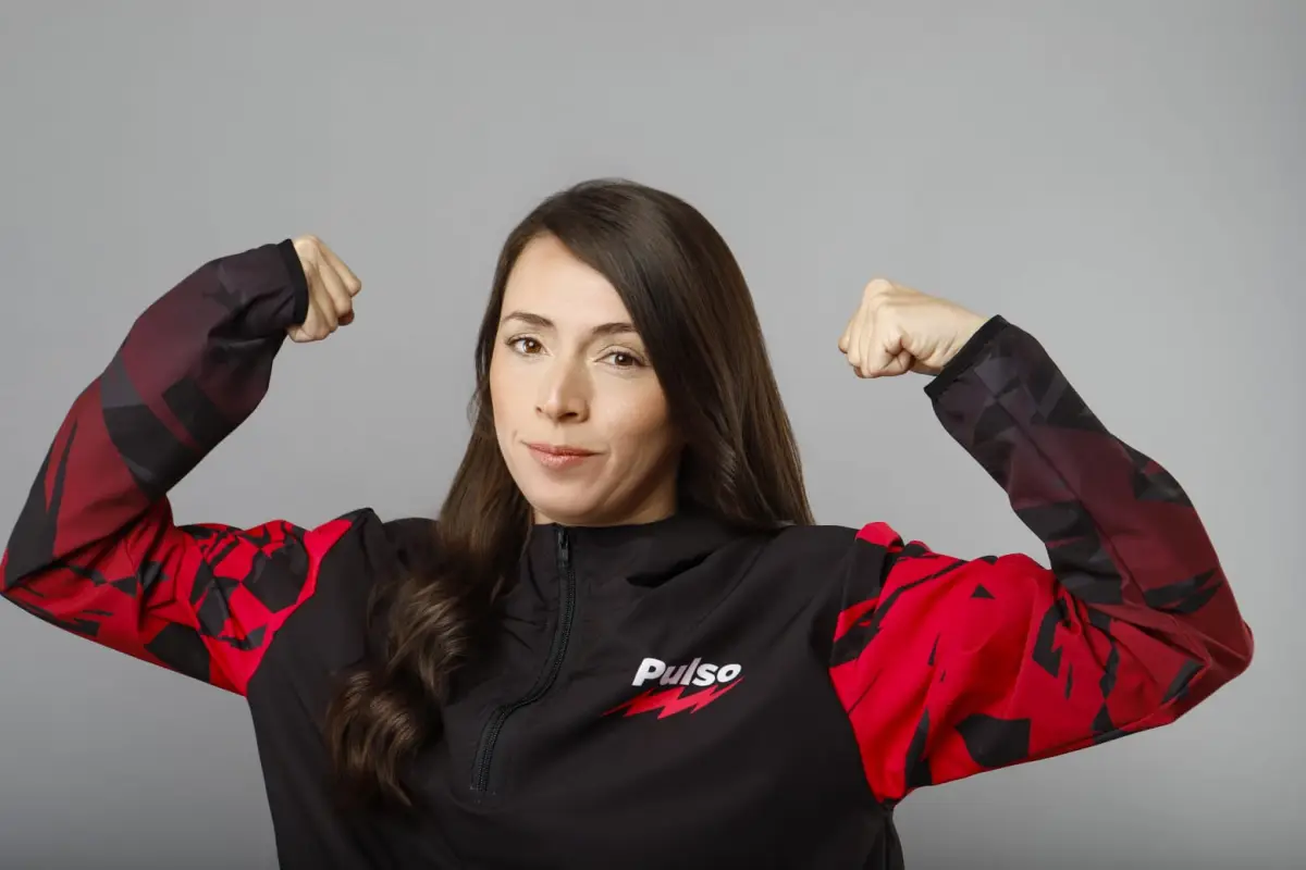 Xuxa Álvarez , Cedida