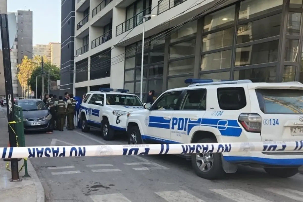 Menor de 11 años cayó al vacío, red X