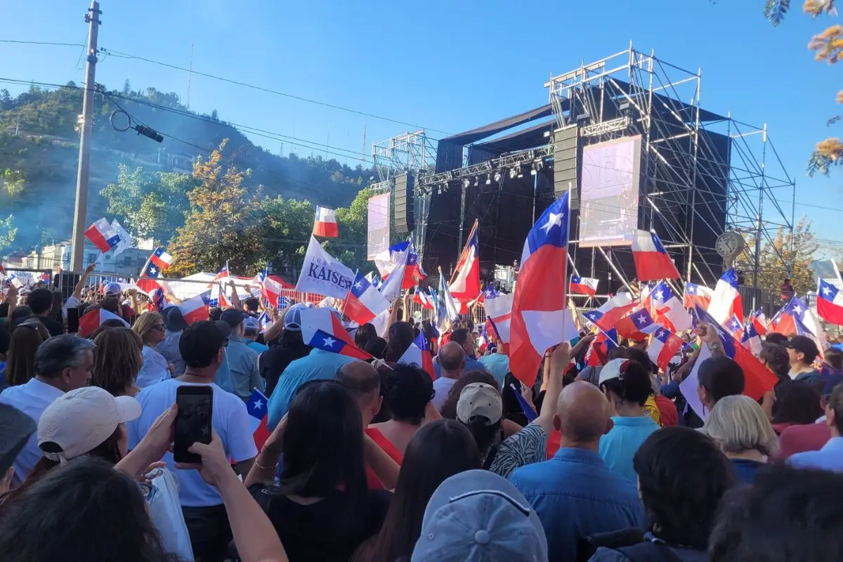 Johannes Kaiser cerró su campaña en Providencia, red X