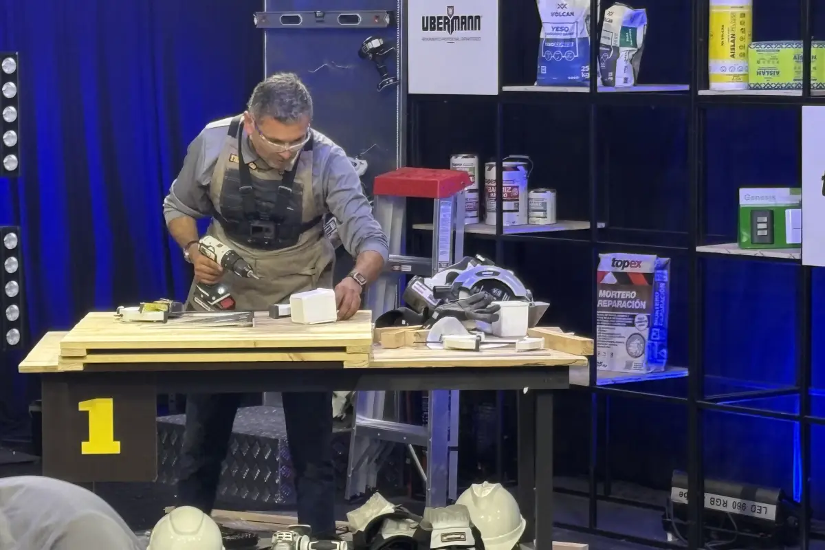 El Mejor Maestro de Chile , Cedida