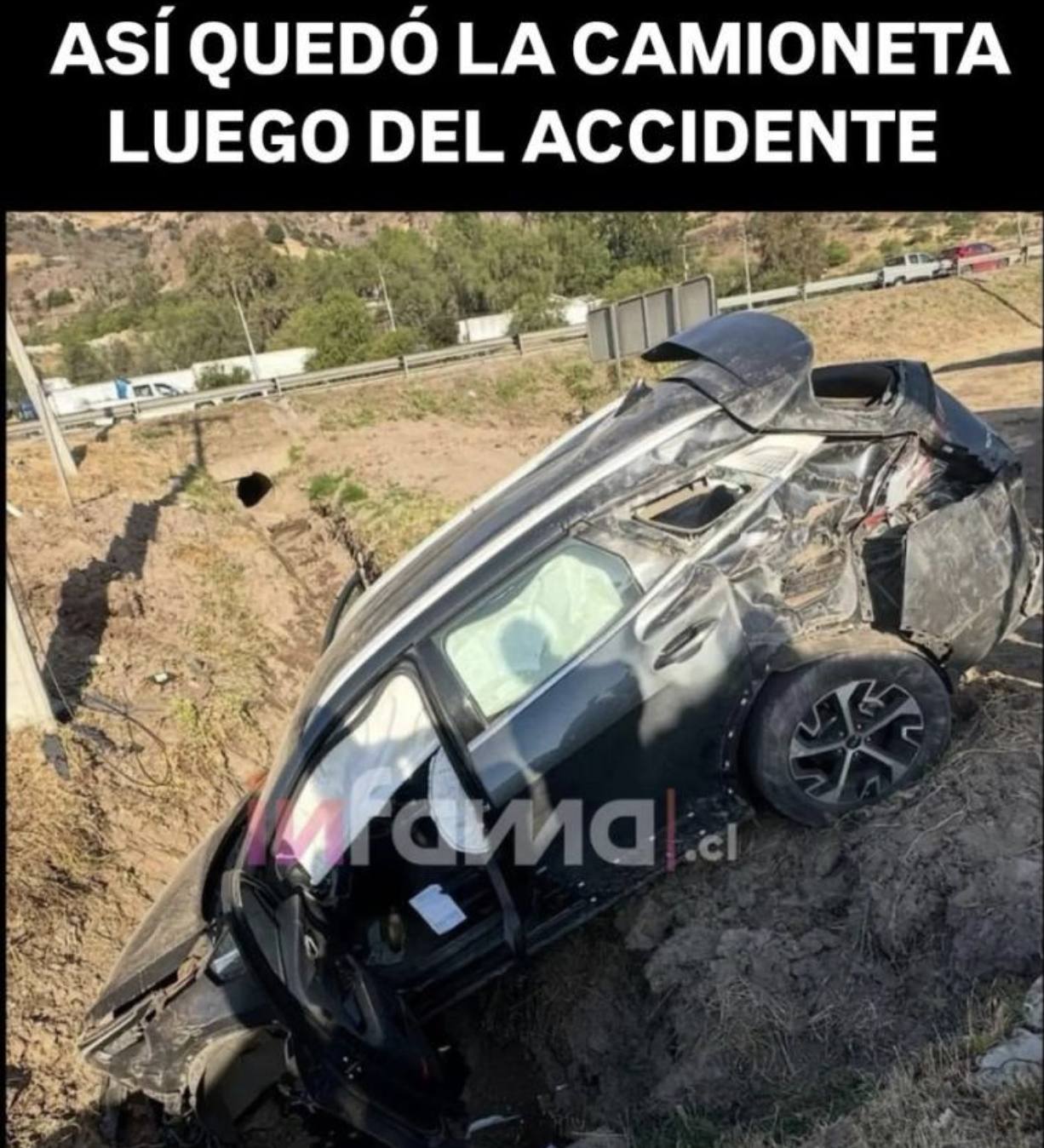 Así quedó el auto donde iban los hijos de Arturo Vidal - Instagram