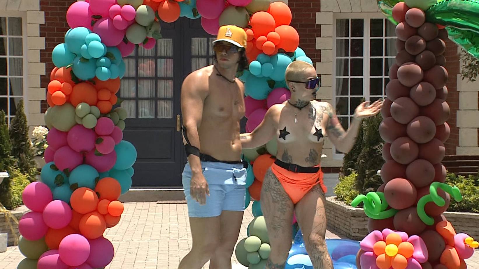 El fogoso topless de Furia  - Cedida | Mega