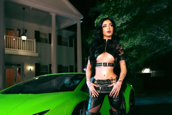 Katteyes ,Comunicado de prensa