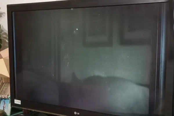 Chilevisión se fue a negro durante este martes ,red X