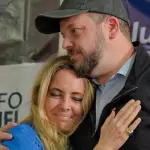 Vanessa Kaiser junto a su hermano Johannes, Instagram