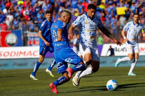 Leandro Fernández volvió al once titular azul ,red X