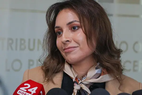 Camila Polizzi  ,Redes sociales | Referencial