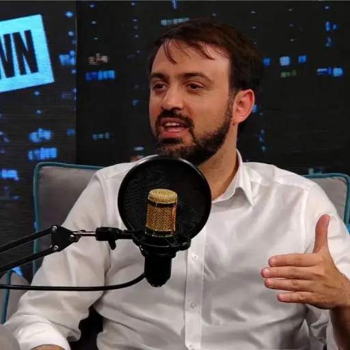 ¿Por quién nunca votaría Jorge Sharp?: Candidato de diputado marca distancia con representante de la izquierda