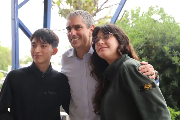 Escolares donantes de sangre ,Cedida