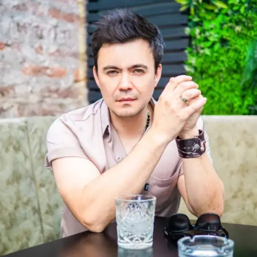 Mario Guerrero ,Instragram