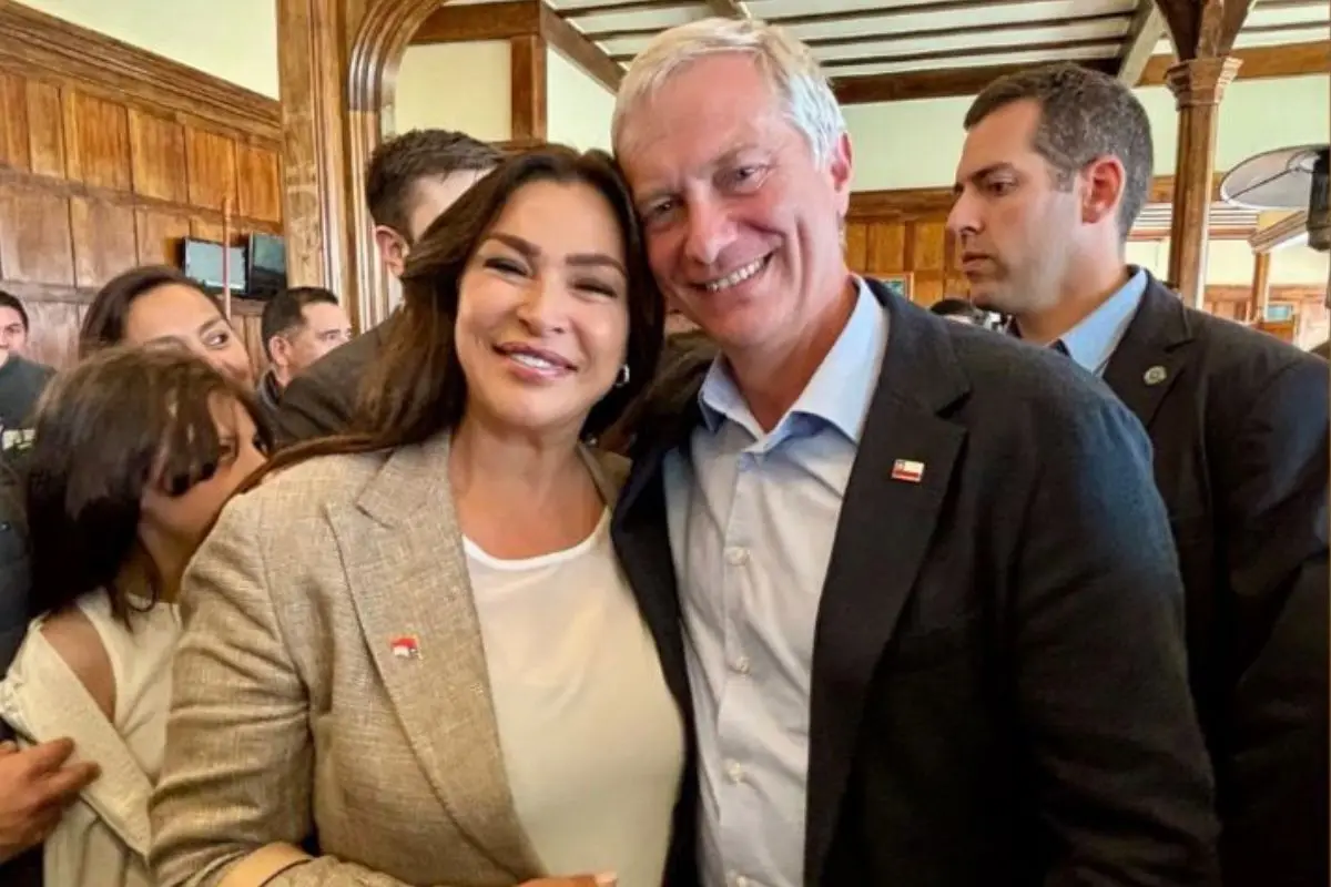 Marlen Olivari junto a José Antonio Kast, Instagram