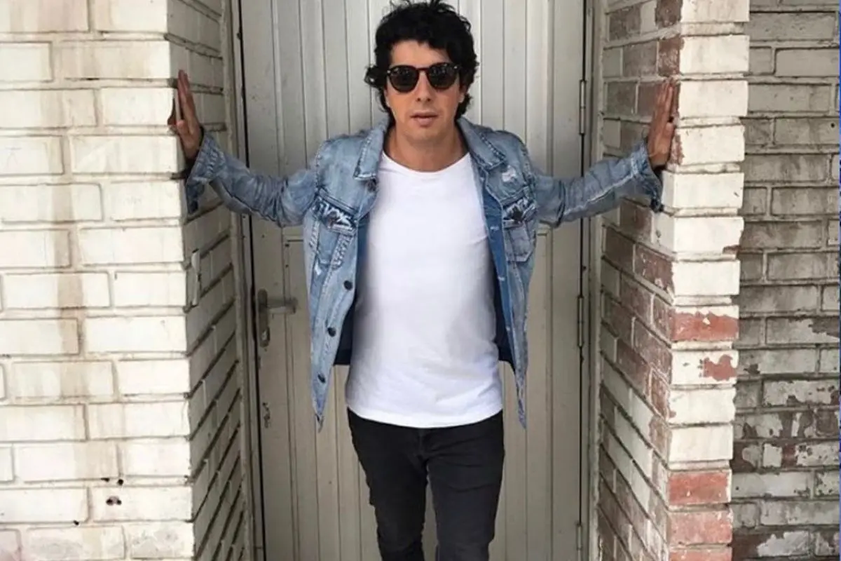 Roberto dejó TV+ en tiempo récord , red X