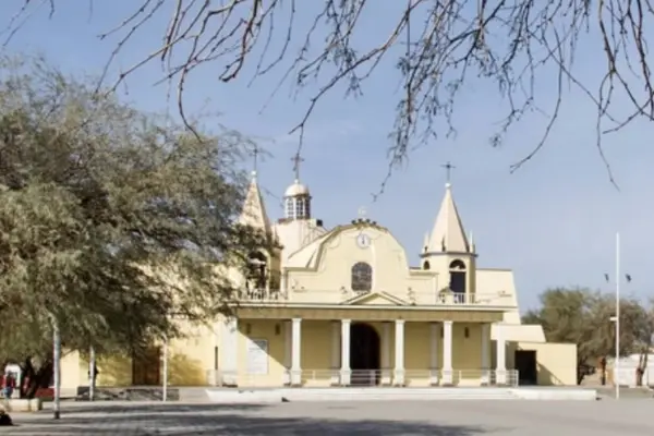 La Tirana ,Vilasradio