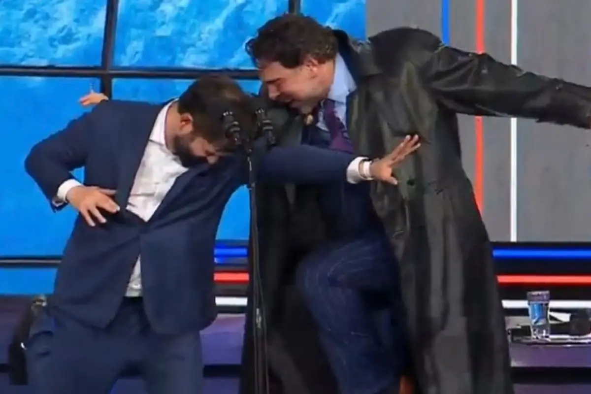 El Presidente Boric donó abrigo de Emmanuel, Captura