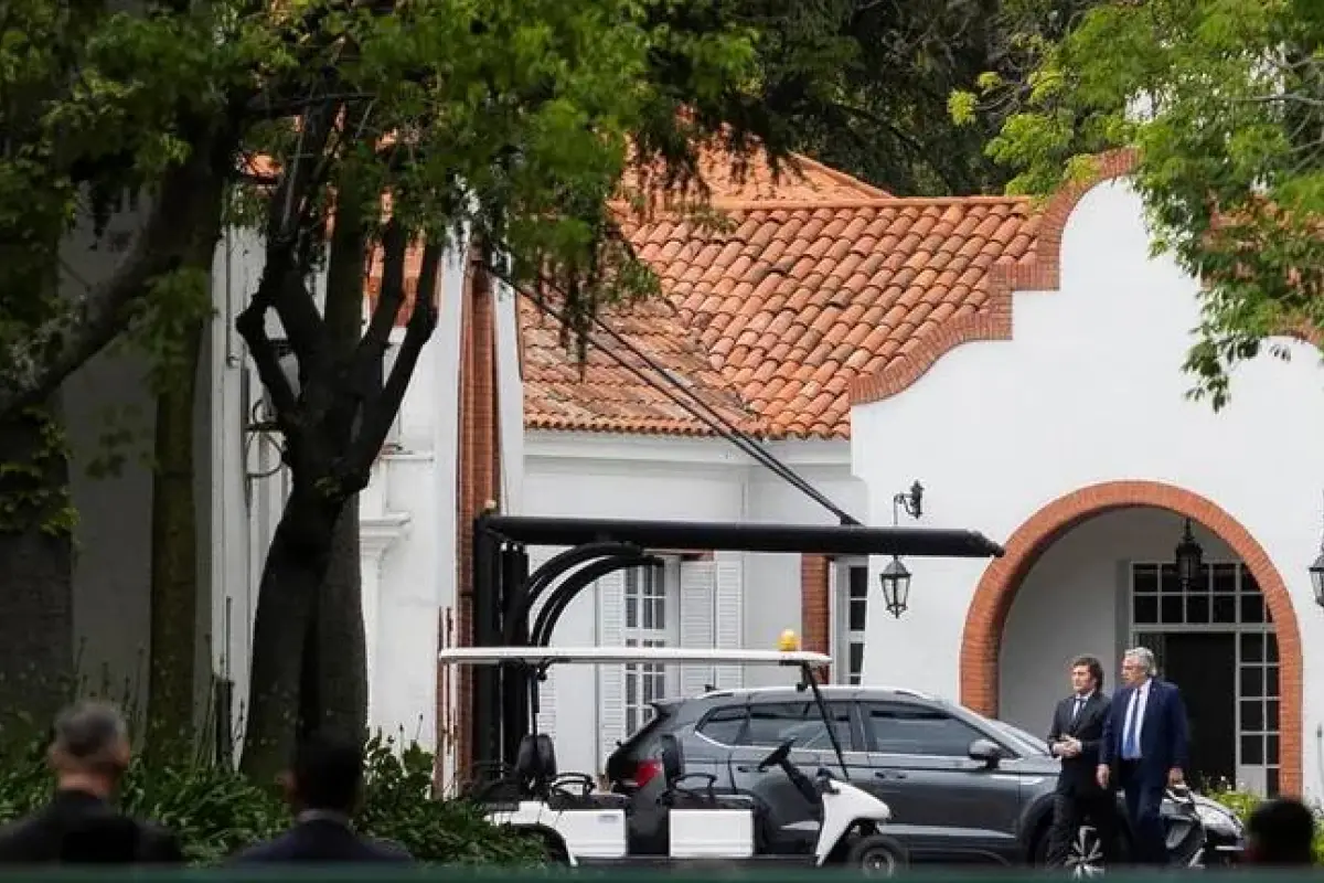 Residencia de Javier Milei, La voz de Galicia