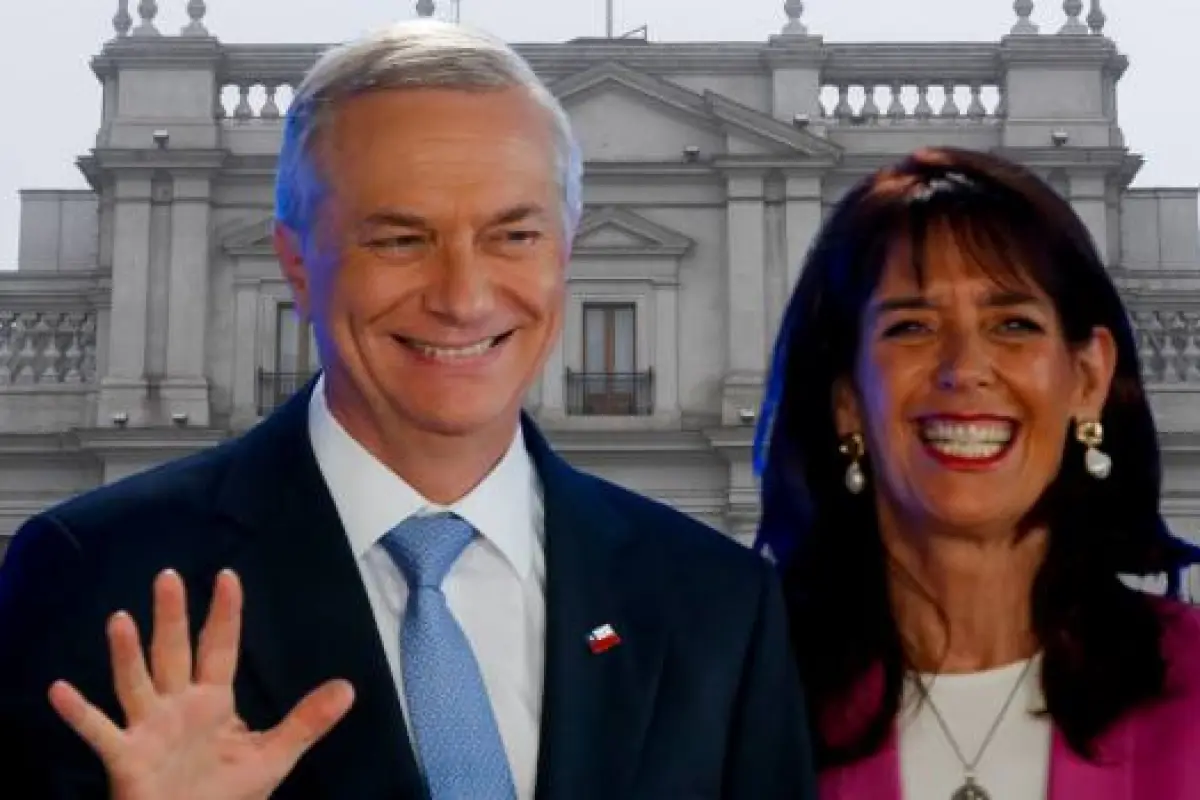 Kast insiste en vivir en La Moneda, Agencia Uno