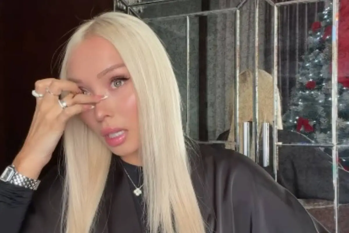 Daniella Chávez, Instagram