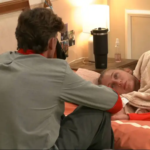 Efrén Reyero y Blu Dumay ,Captura de pantalla 