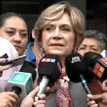 Evelyn Matthei emitió su voto poco antes del cierre de las metas, Captura