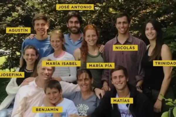 José Antonio Kast y María Pía Adriasola tienen 9 hijos ,Captura