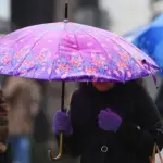 Lluvia en Santiago, Agencia Uno 