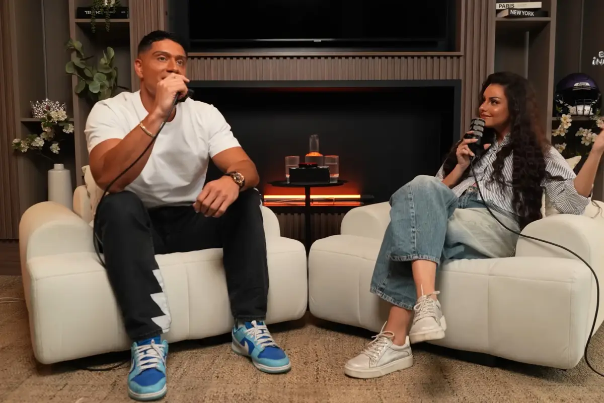 Emilia Dides y Samis Reyes en Esto es incomodo, Captura