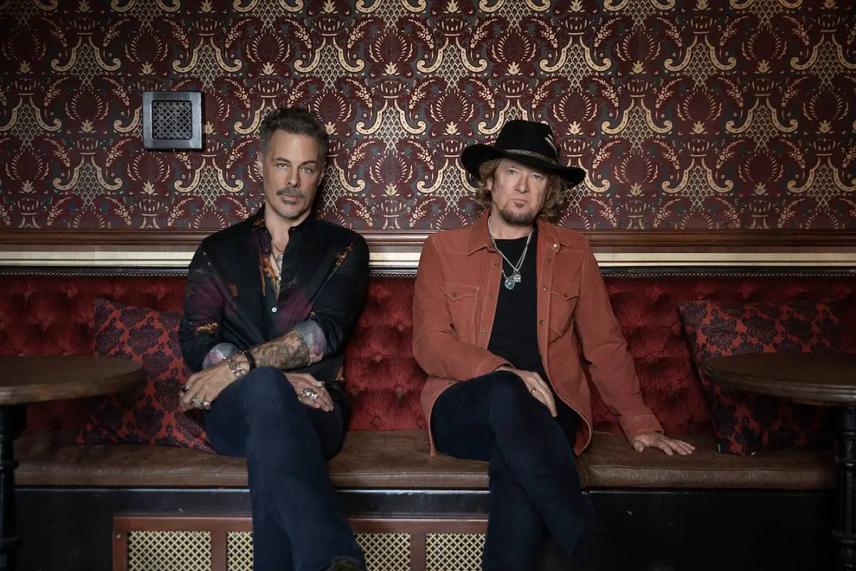 Dos titanes en estado puro: Adrian Smith, de Iron Maiden, y Richie Kotzen desembarcan en Chile, Cedida