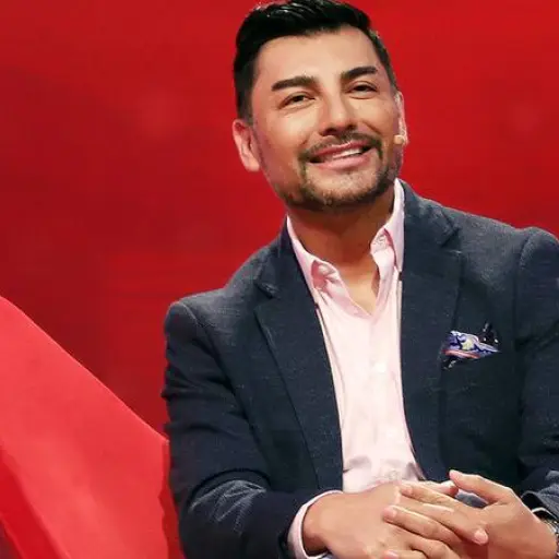 Andrés Caniulef  ,Redes sociales | Referencial