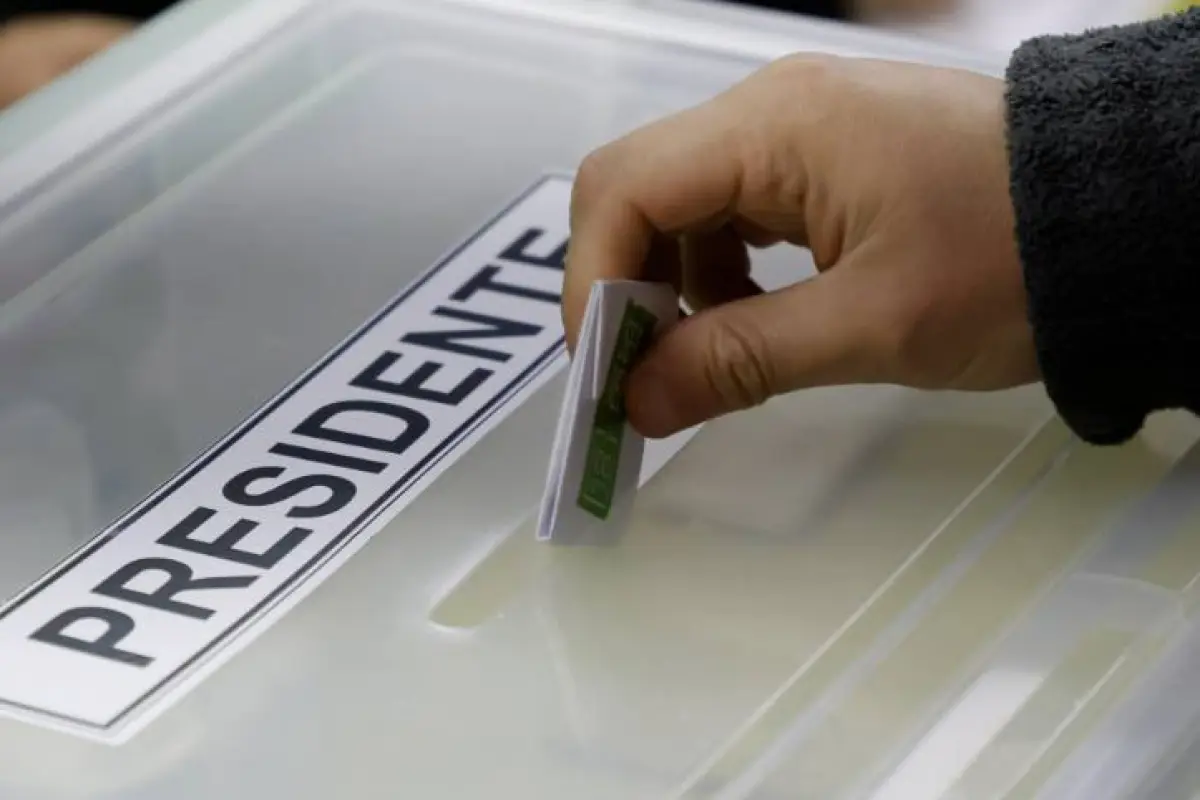 Jeannette Jara, Agencia Uno 