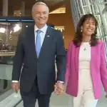 José Antonio Kast junto  su esposa en TVN, Captura