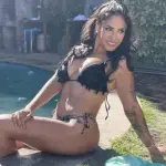 Vanessa Bourgeois, Instagram