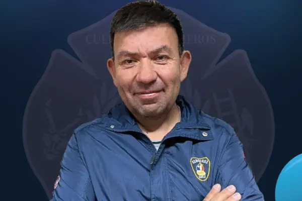 Bombero perdió la vida mientras combatía incendio forestal ,red X