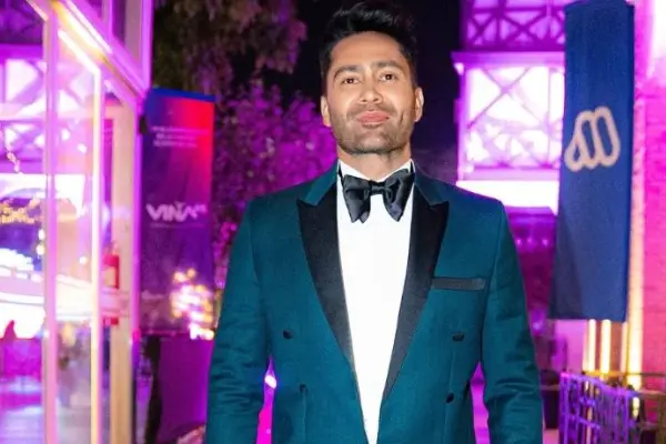 Luis Jiménez  ,Mega