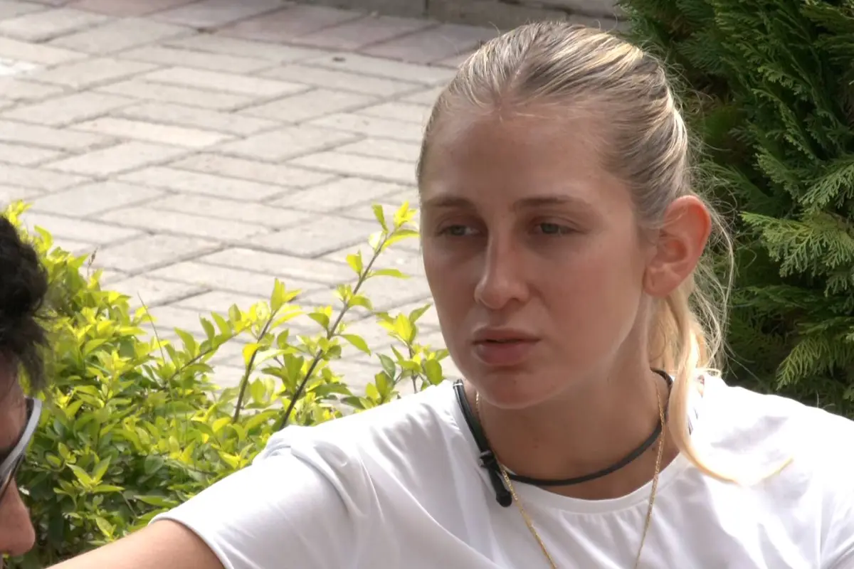 Blu Dumay, Captura de pantalla - Mega