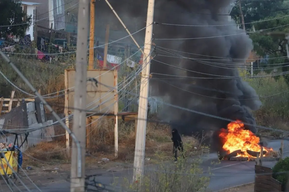 Hoy se inició el desalojo de megatoma en San Antonio, Agencia Uno