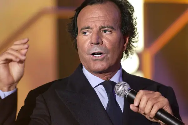    ,Julio Iglesias - RTVE.es
