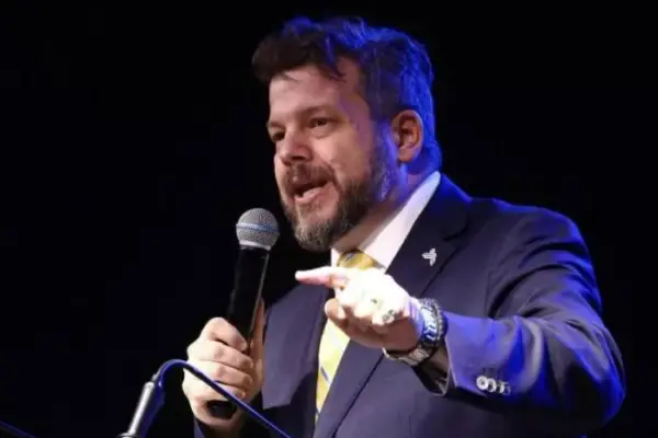 Johannes Kaiser ,Agencia Uno 