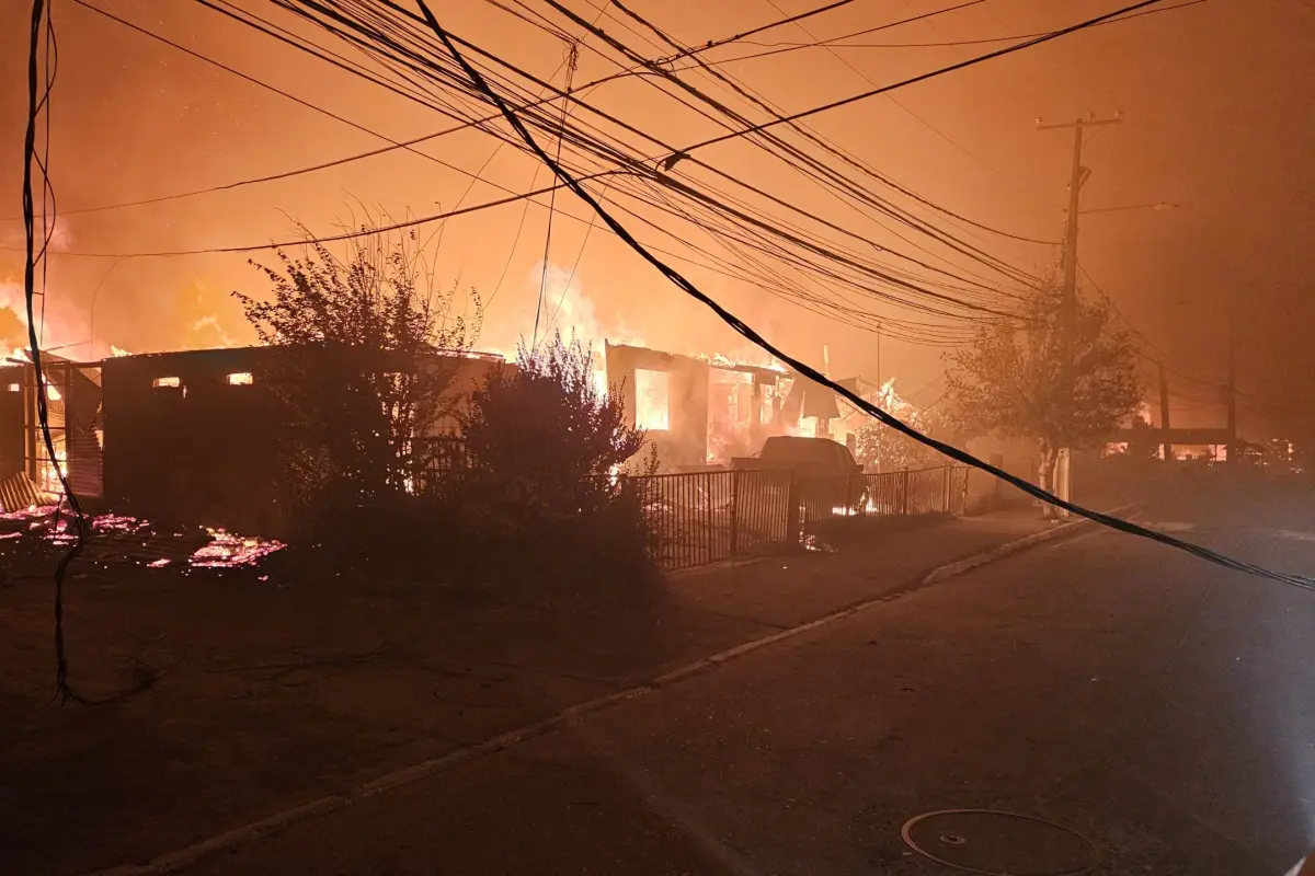 Jugador de la U perdió su casa en el incendio de Penco, Redes sociales | X