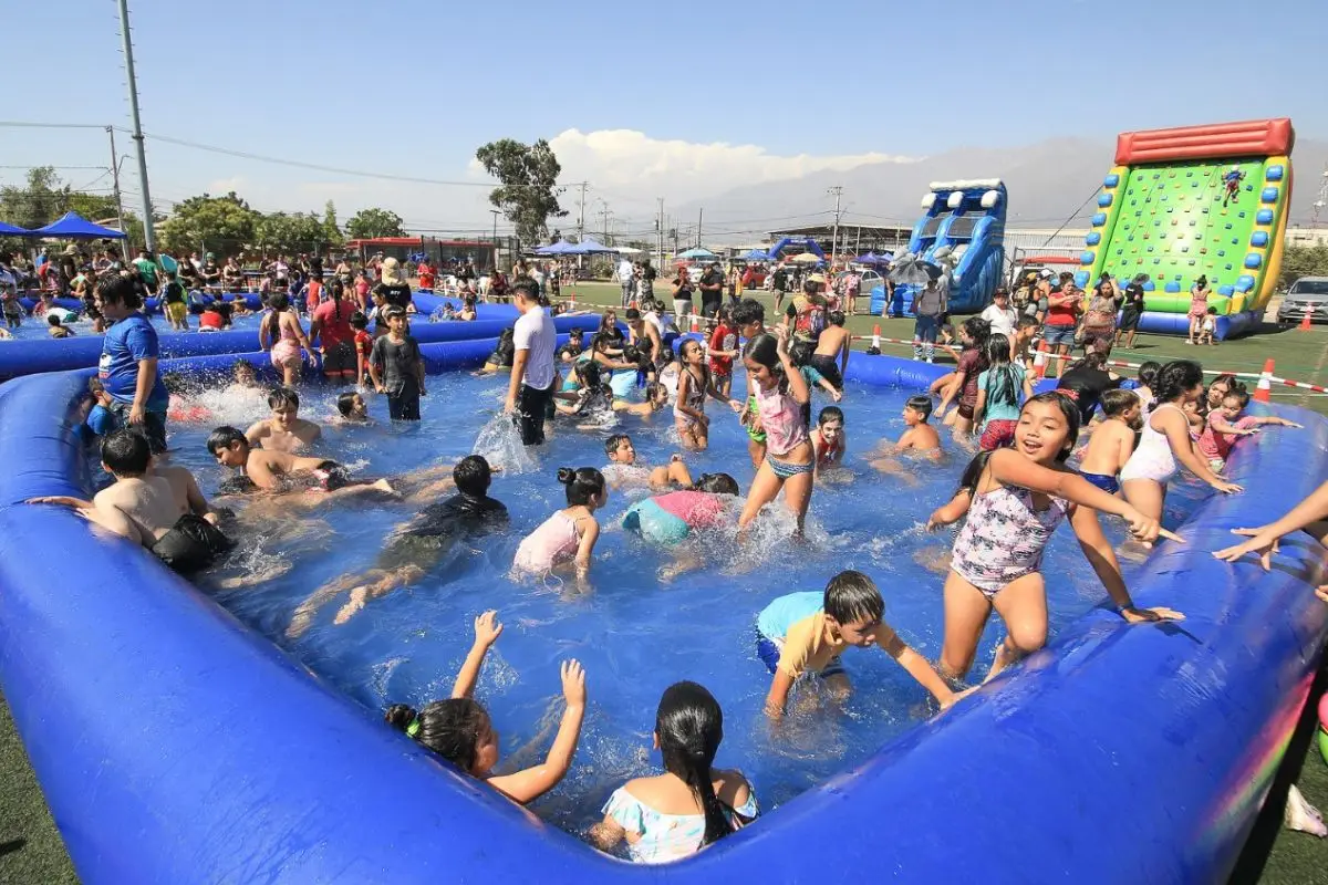 Parques acuáticos itinerantes en La Florida, Cedida