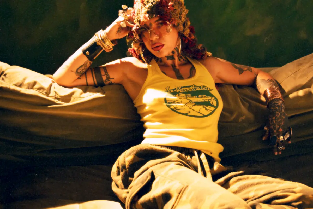 Greentea Peng, Cedida