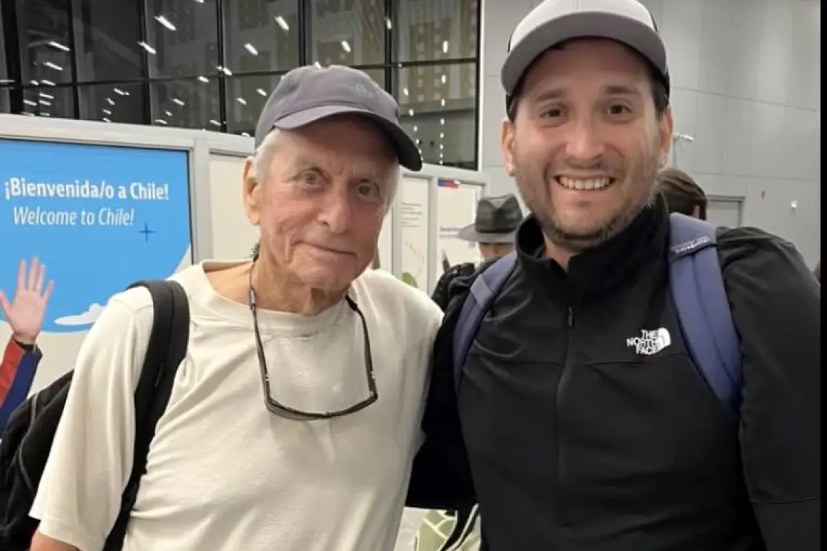 Michael Douglas, Instagram