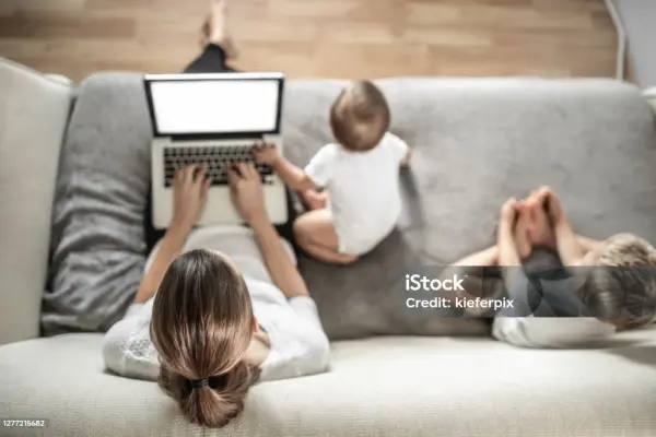 Madres trabajadoras ,Istock