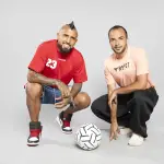 Arturo Vidal y Mathías Vidangossy, Cedida