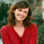 Claire Brosseau, Telecinco.es