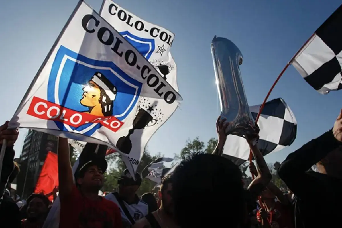 Colo Colo, Agencia Uno 
