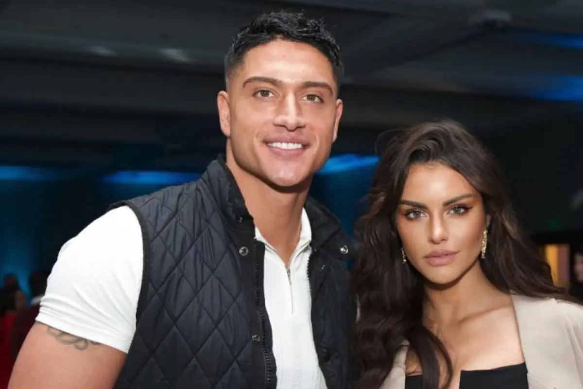 Sammis Reyes y Emilia Dides, Redes sociales | Referencial