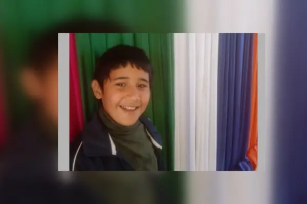 Fotografía del niño en cuestión ,Redes sociales