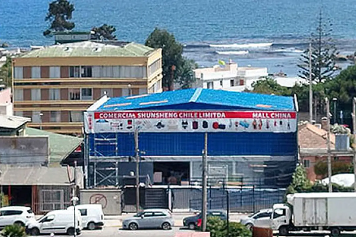 Mall chino en Algarrobo, Emol