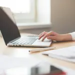 Demandas de salarios y jornadas laborales, Pexels