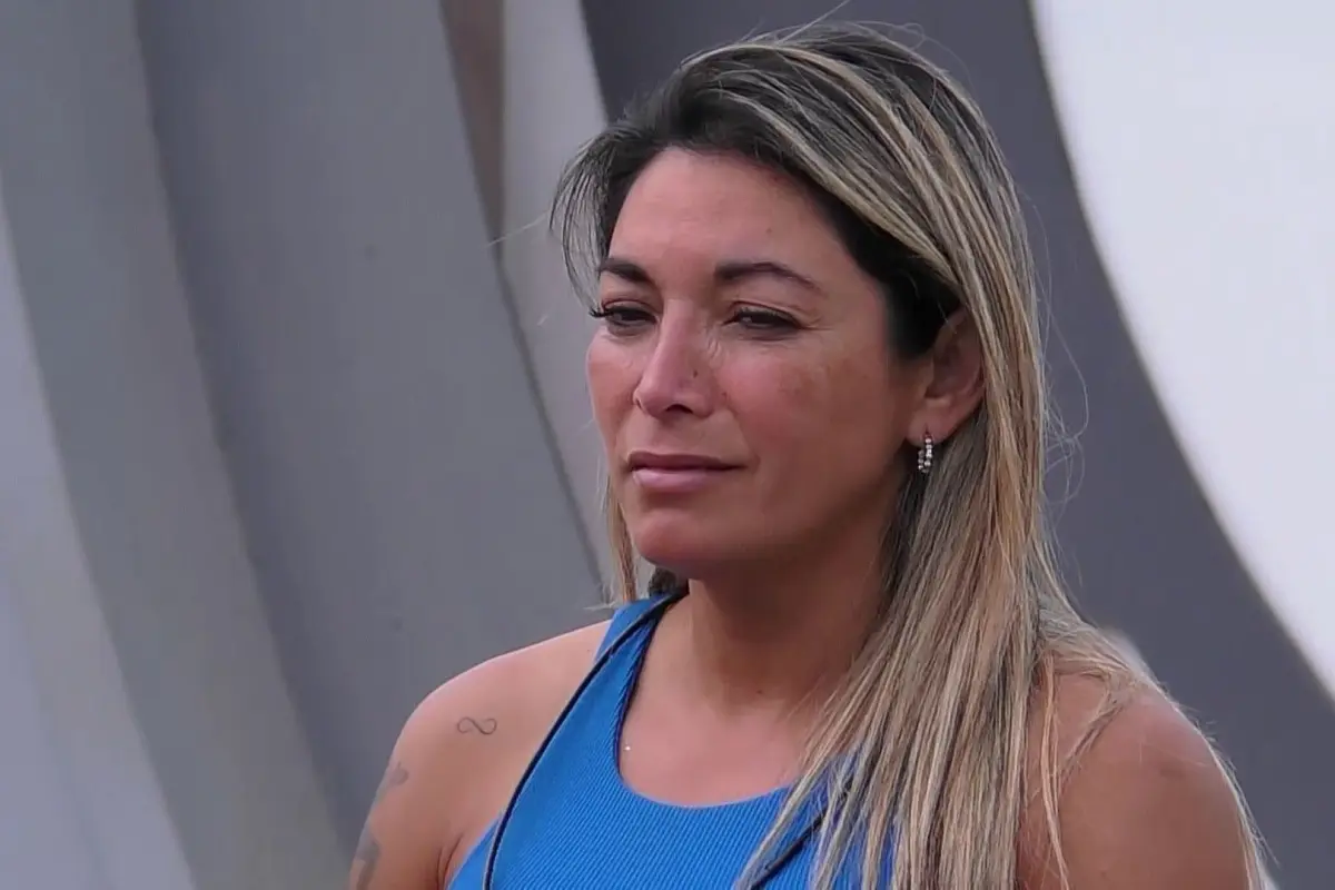 Evelyn Ortiz relata episodio de abuso que sufrió, Mundos Opuestos